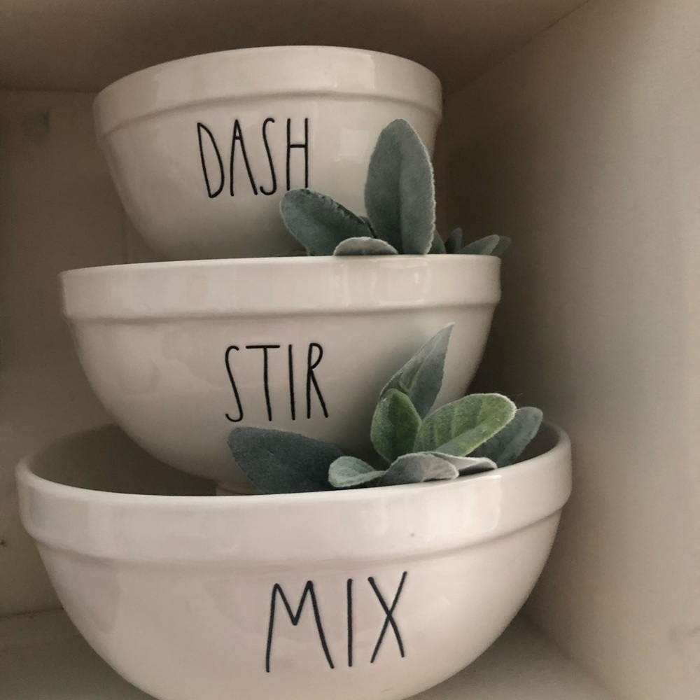 Authentic Rae Dunn mixing bowl set 3 pieces NWT